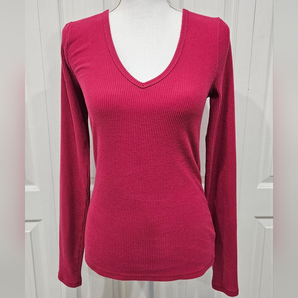 Plush Hot Pink Long Sleeve Ribbed Tee Old Navy - Picture 4 of 5